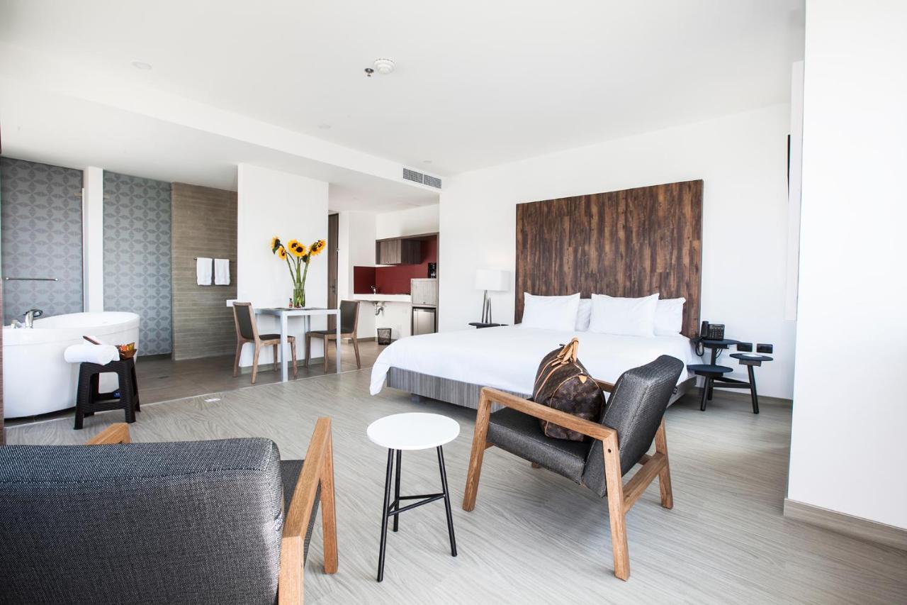 V Grand Hotel, A Member Of Radisson Individuals Medellin Luaran gambar