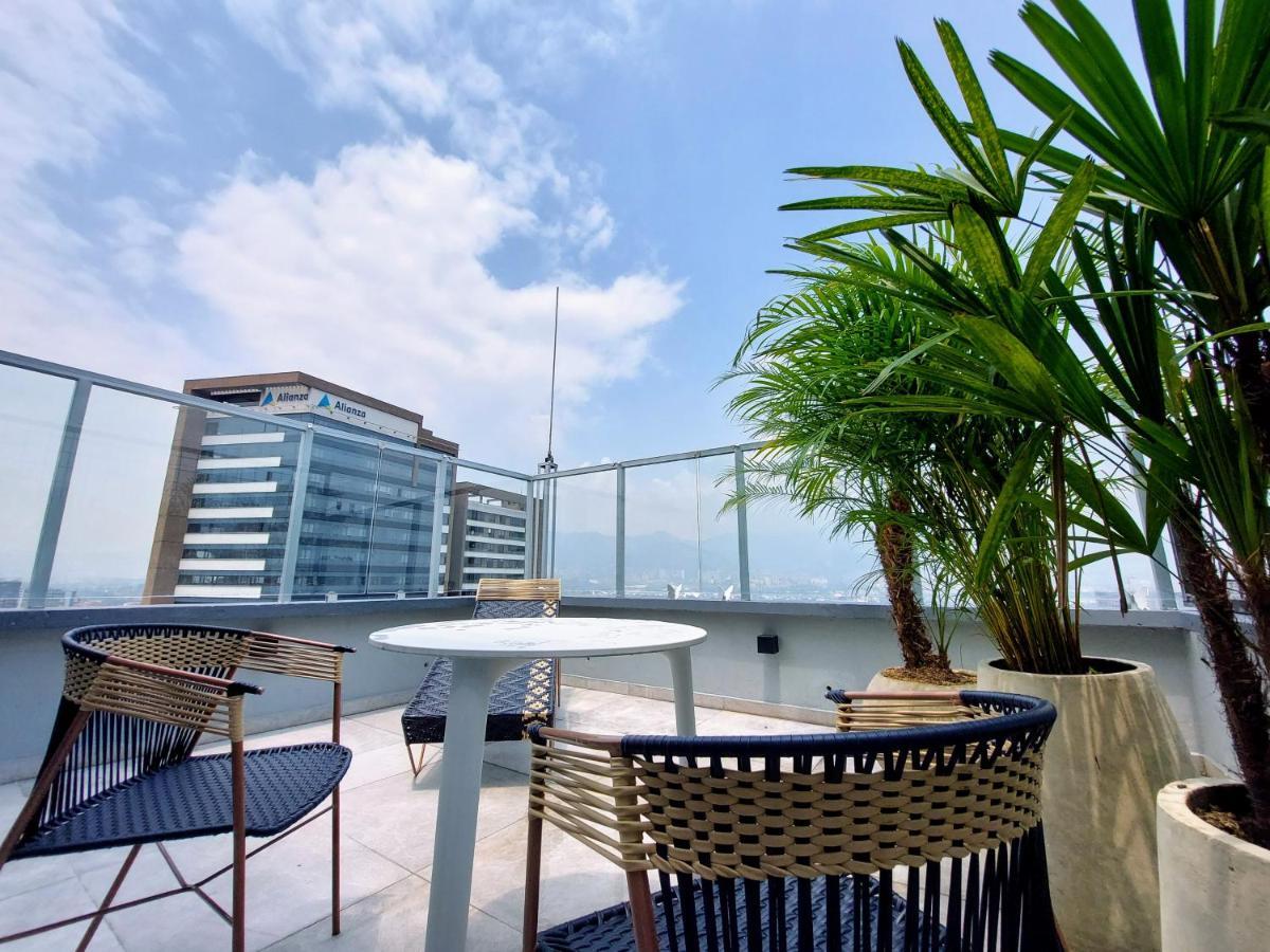 V Grand Hotel, A Member Of Radisson Individuals Medellin Luaran gambar