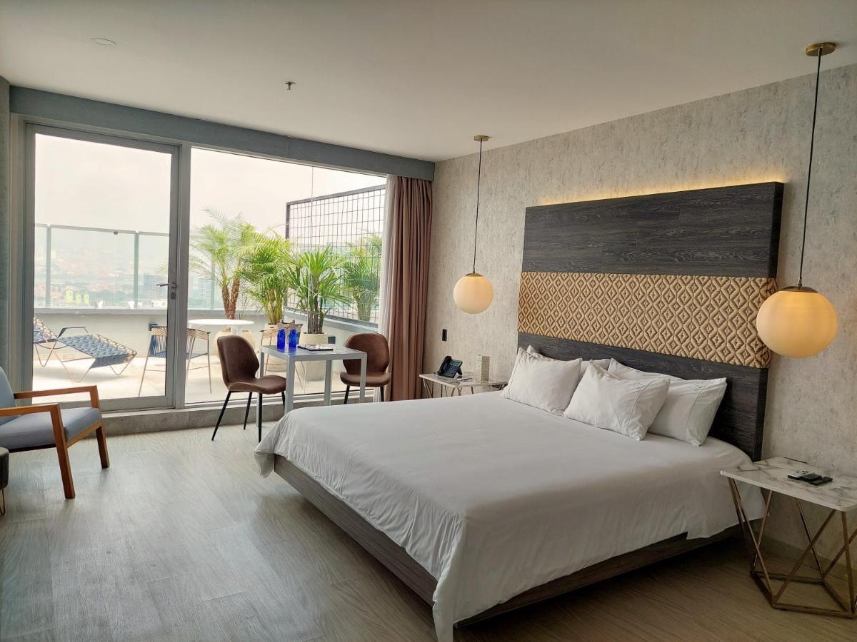 V Grand Hotel, A Member Of Radisson Individuals Medellin Luaran gambar