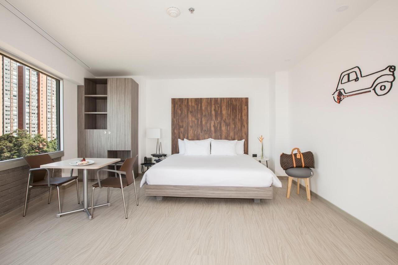 V Grand Hotel, A Member Of Radisson Individuals Medellin Luaran gambar