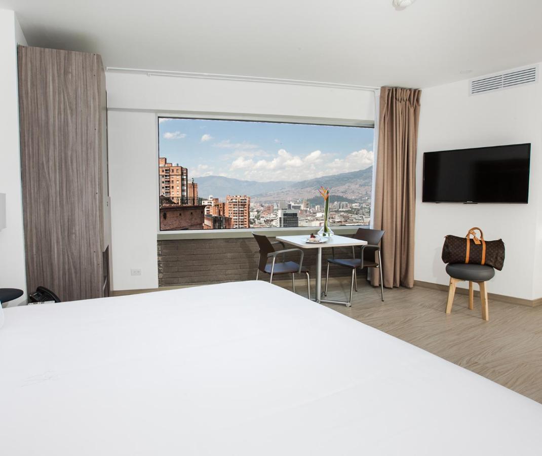 V Grand Hotel, A Member Of Radisson Individuals Medellin Luaran gambar