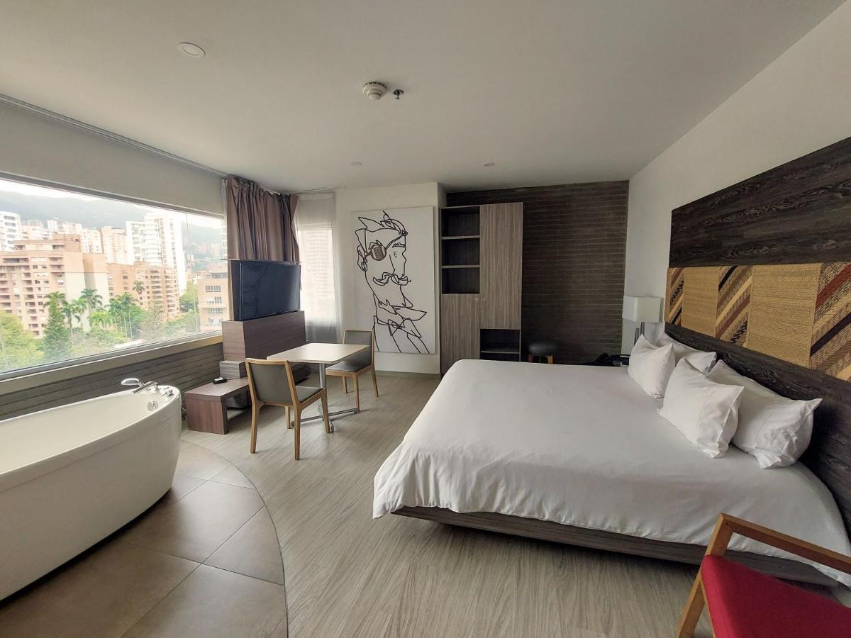 V Grand Hotel, A Member Of Radisson Individuals Medellin Luaran gambar