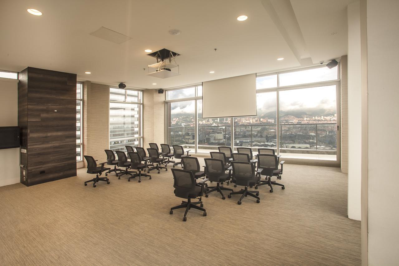V Grand Hotel, A Member Of Radisson Individuals Medellin Luaran gambar