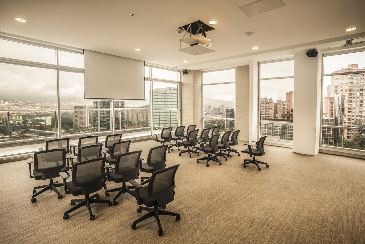 V Grand Hotel, A Member Of Radisson Individuals Medellin Luaran gambar